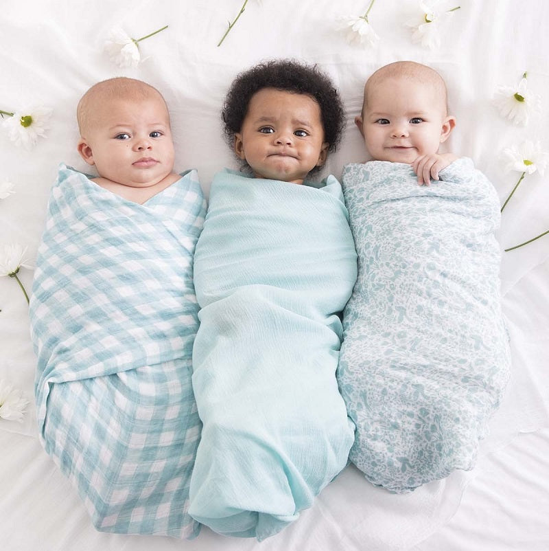 How to Swaddle Your Little One Upsimples Direct